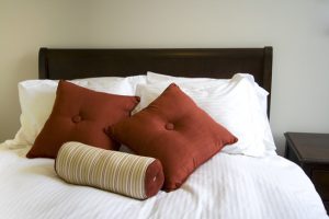 Eine 7 Zonen Matratze garantiert eine entspannte, gerade Körperhaltung beim Schlafen